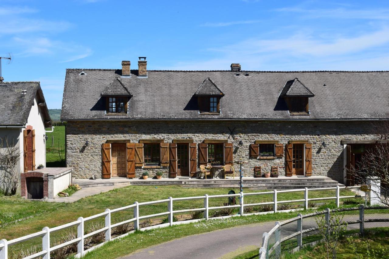 Le Chene D'Or Bed and Breakfast Marcheseuil Eksteriør billede