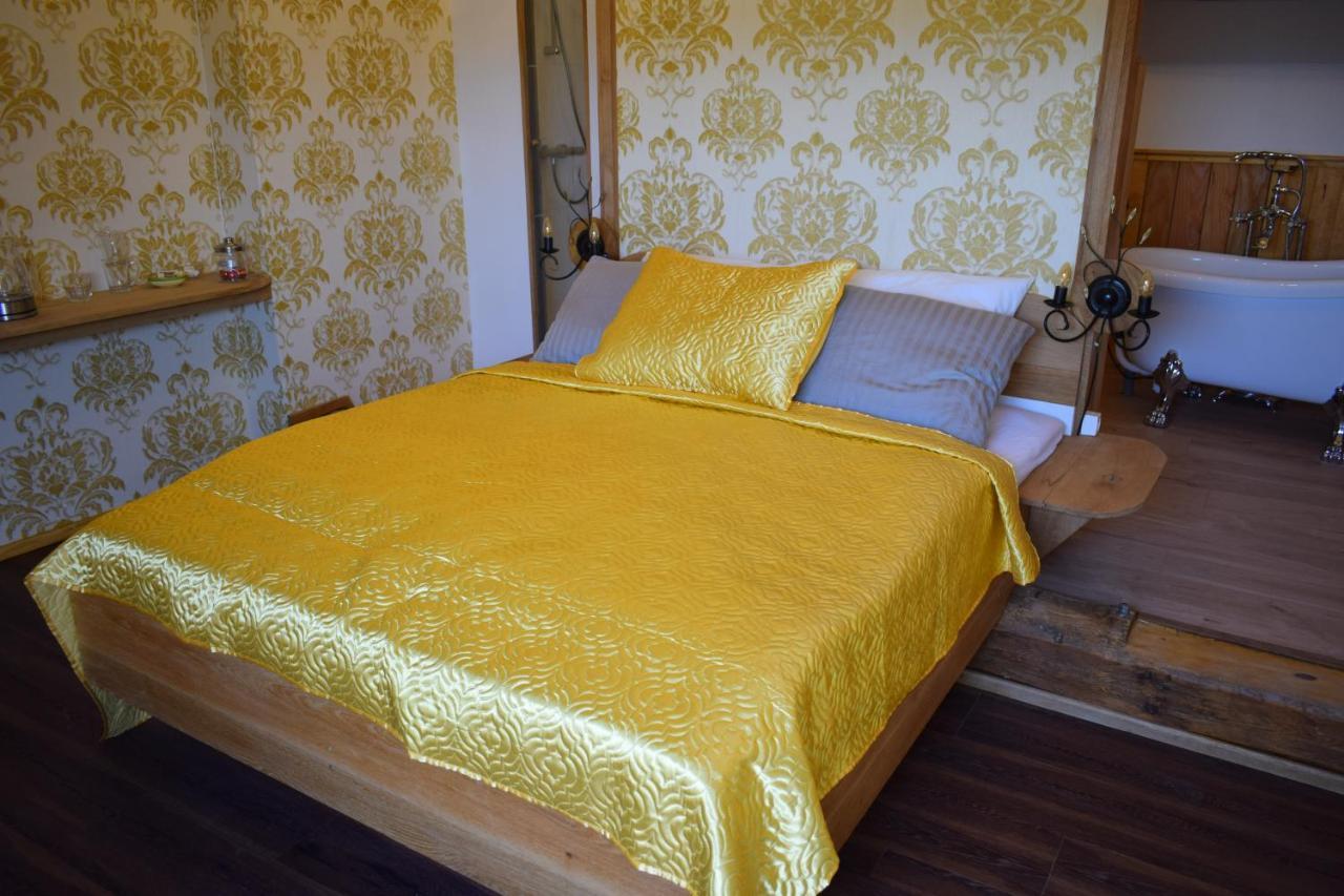 Le Chene D'Or Bed and Breakfast Marcheseuil Eksteriør billede